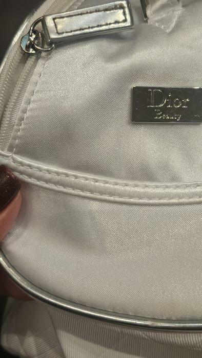 Dior сатенен несесер