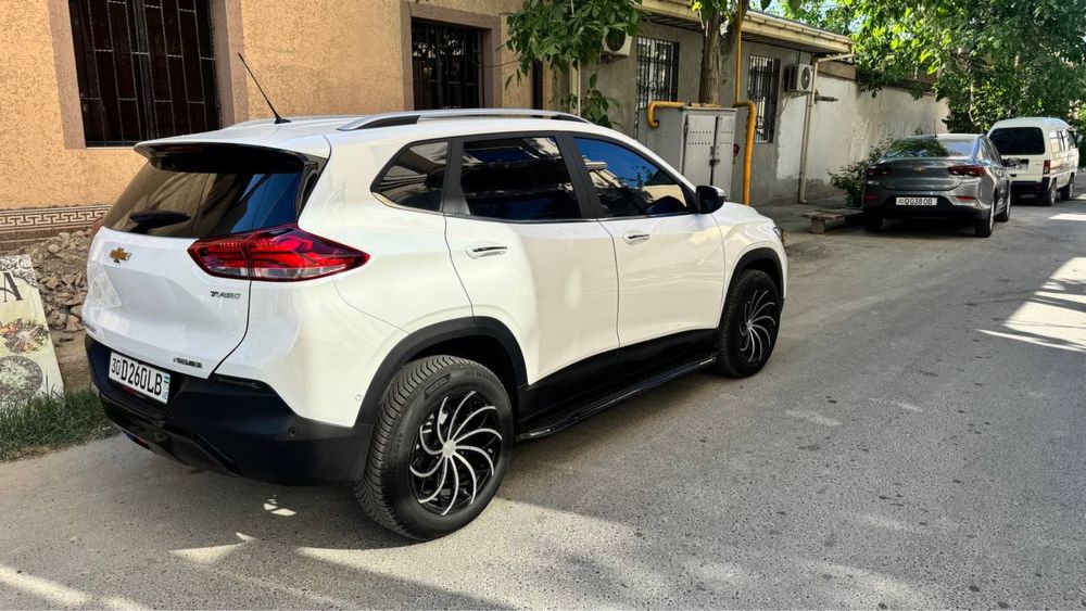 Tracker 2 kraska toza