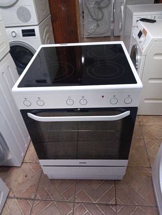 Свободно стояща печка с керамичен плот VOSS  2 години Гаранция!