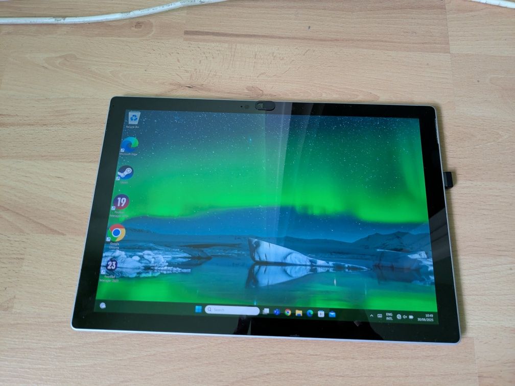 Microsoft Surface Pro 7