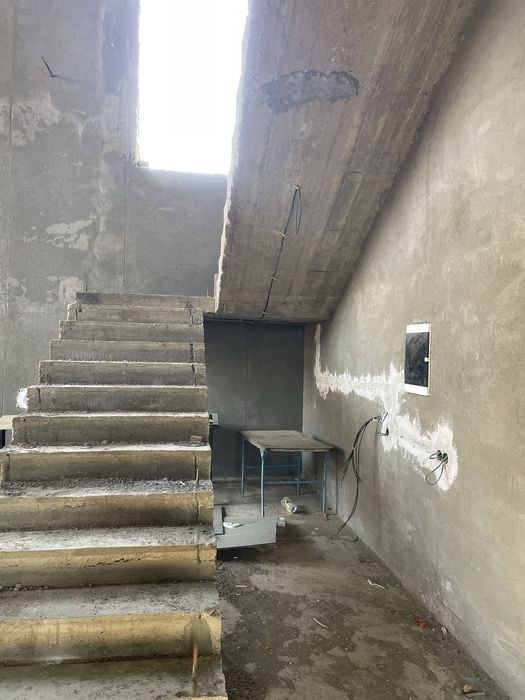 Продам дом в стиле Хай-Тек