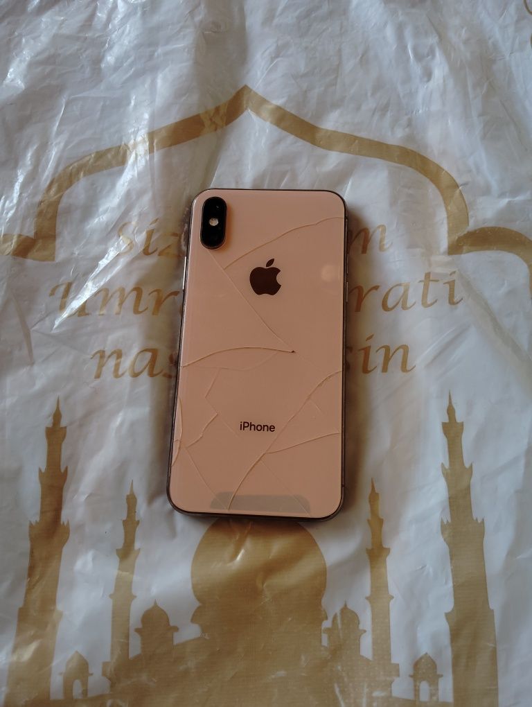 Iphone Xs ideal holatta