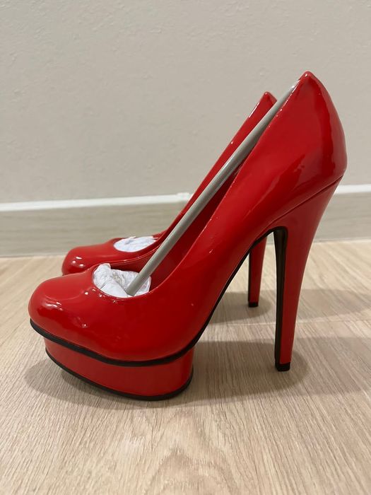 Продам туфли на платформе