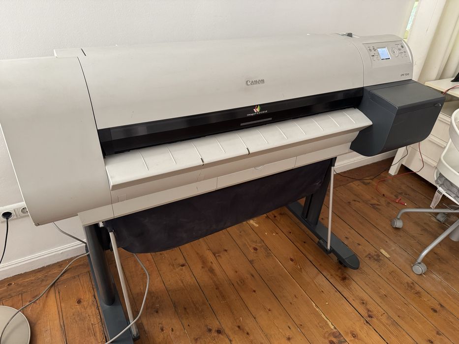 Плотер Canon iPF 700 за части