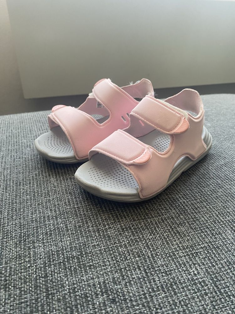 Сандали adidas 26