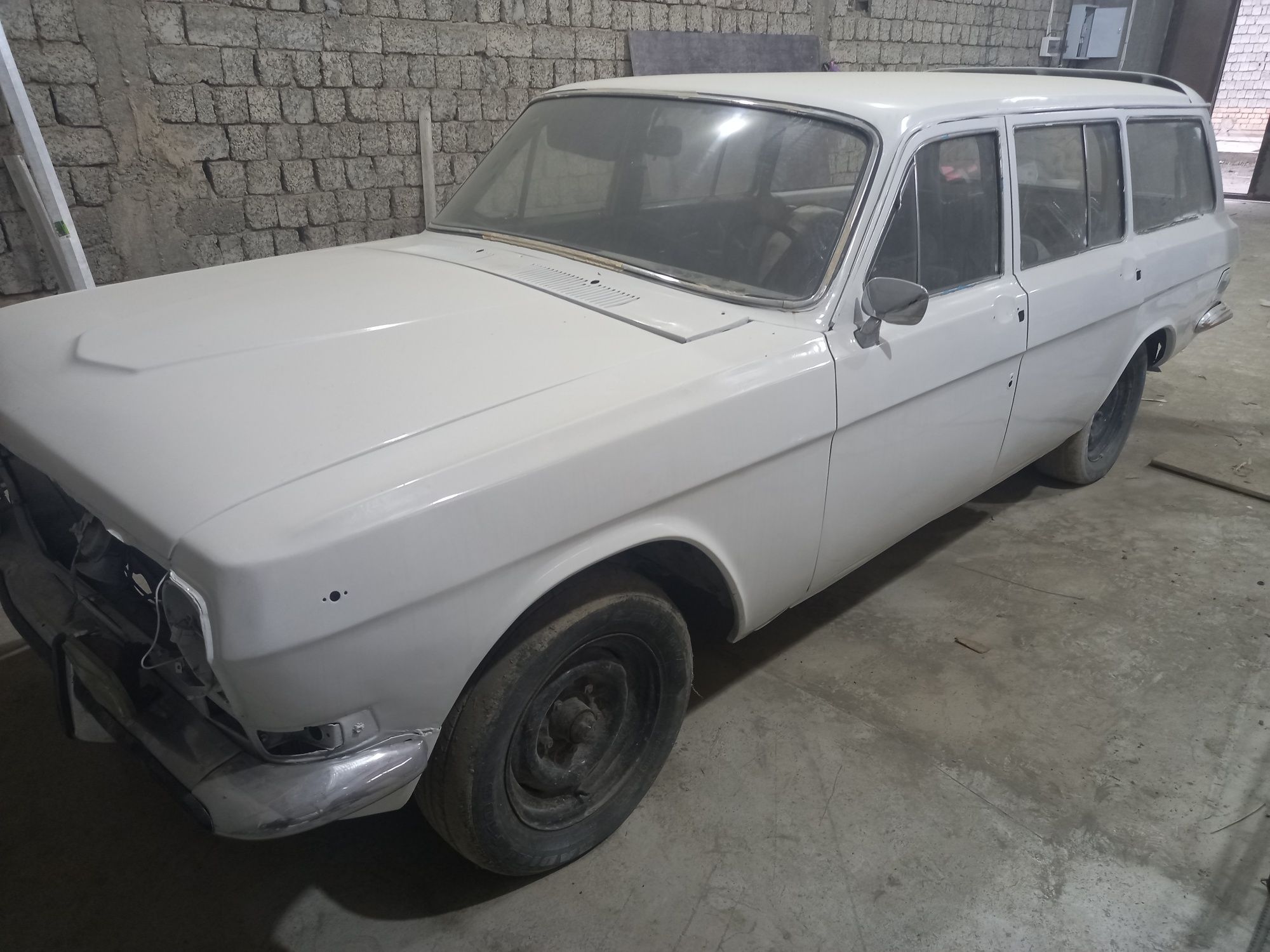 2402 Volga universal metan