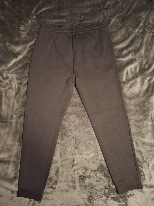 Спортно долнище EA7 Emporio Armani