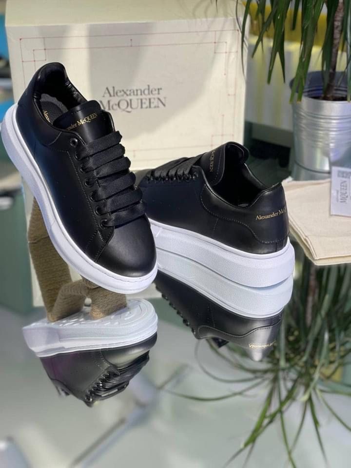 Adidas/Adidasi Alexander Mcqueen modele noi