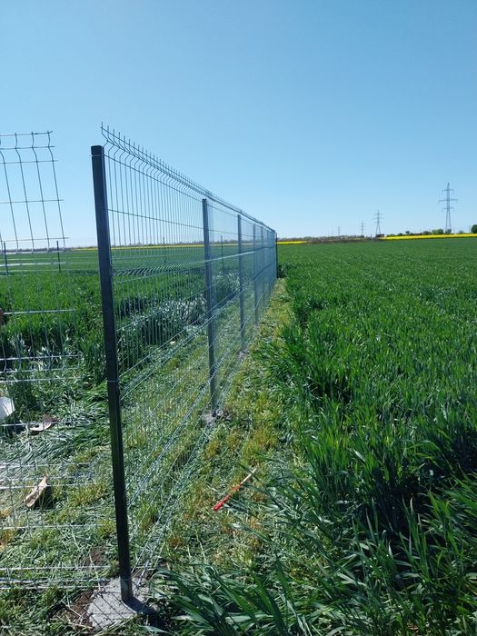 Construim garduri la comanda clientului