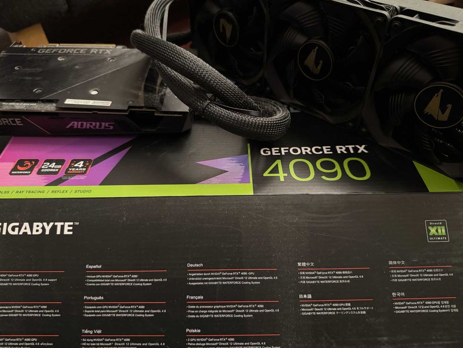 Placa video RTX4090 Gigabyte Waterforce, in garantie