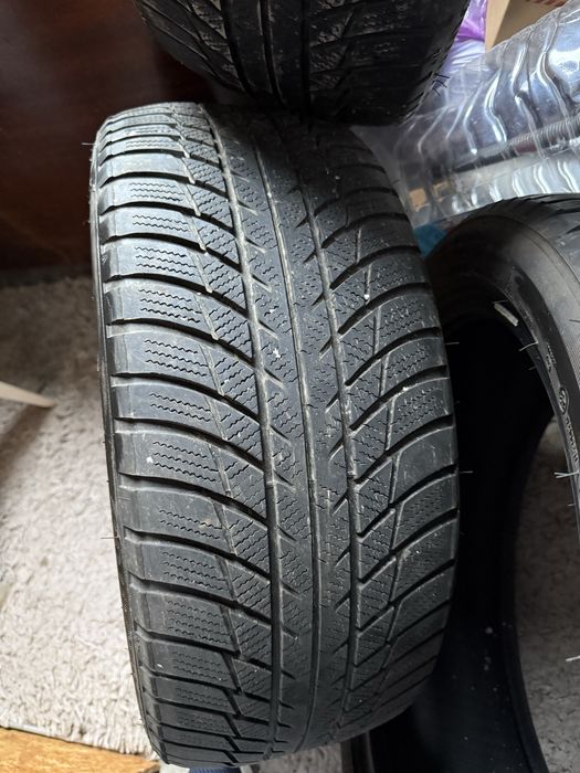 Anvelope  Bridgestone 225/45/R18 rft iarna
