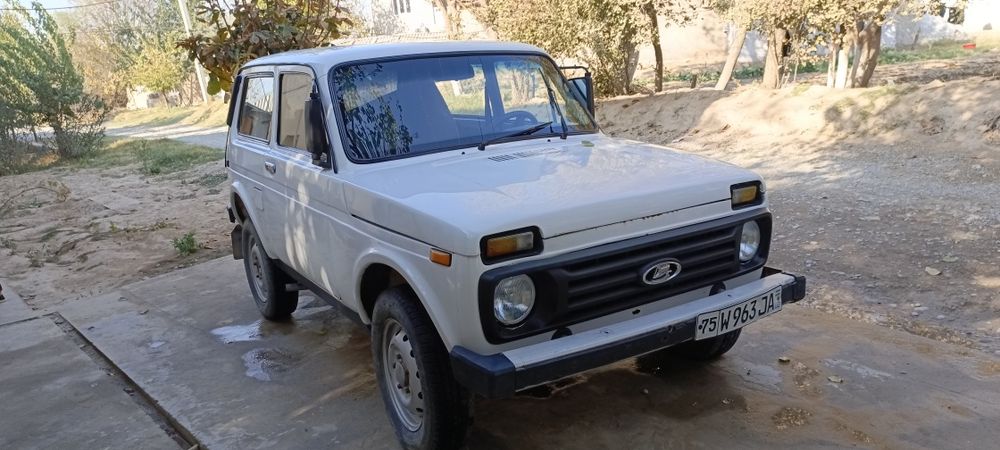 Niva 1981-yilda chiqan xolati yaxshi
