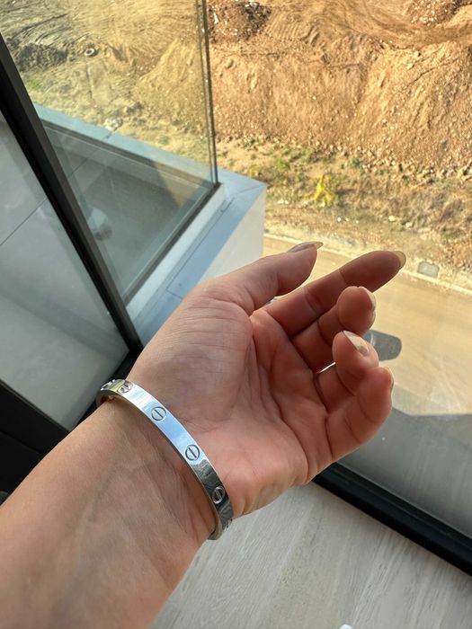 Bratara Love Cartier Silver dama 16