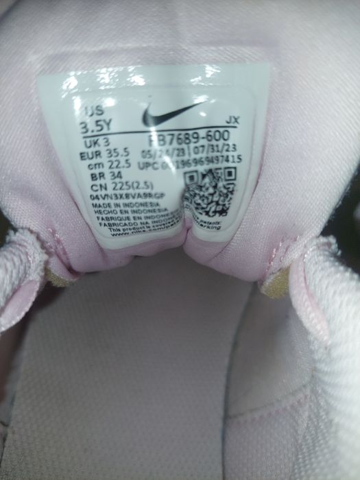 Маратонки Nike,  н. 35,5