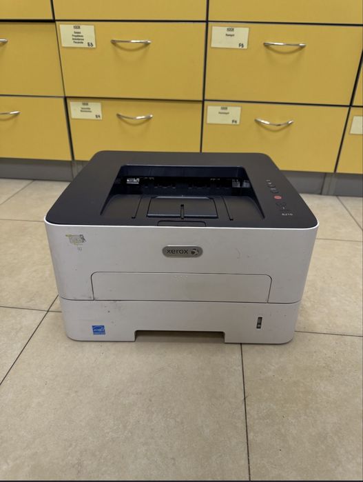 Лазерен принтер Xerox