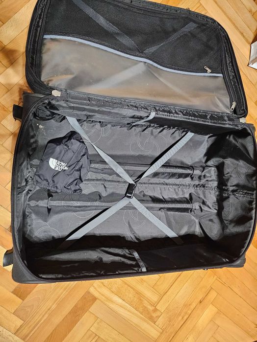 Куфар на марката  Samsonite размери 70/46/26