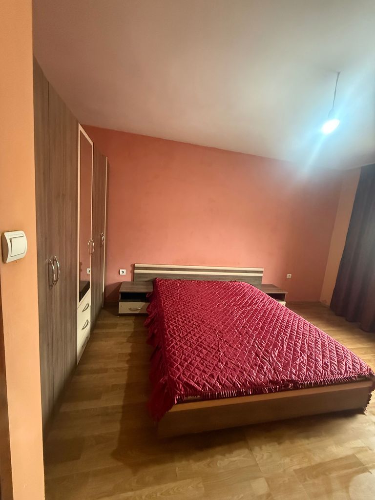 Дава се под наем Тристаен апартамент в Стара Загора, Била - 124 кв.м за 255 € - Снимка #12