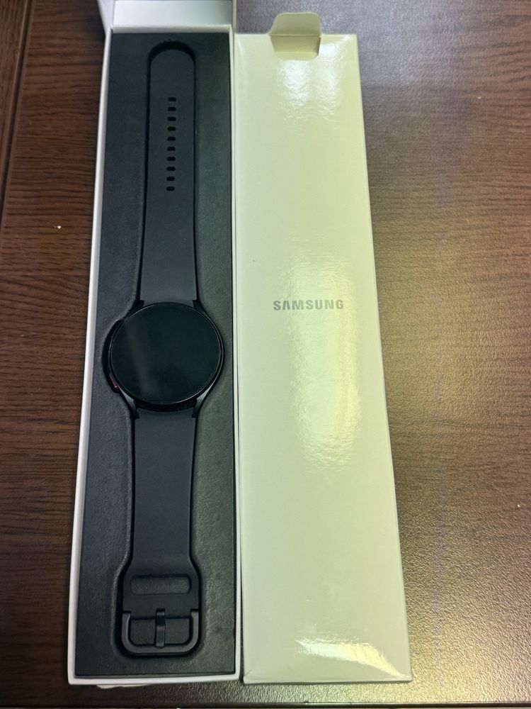 Samsung Galaxy Watch 5  44MM LTE