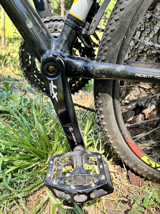 Bicicleta gravel full carbon