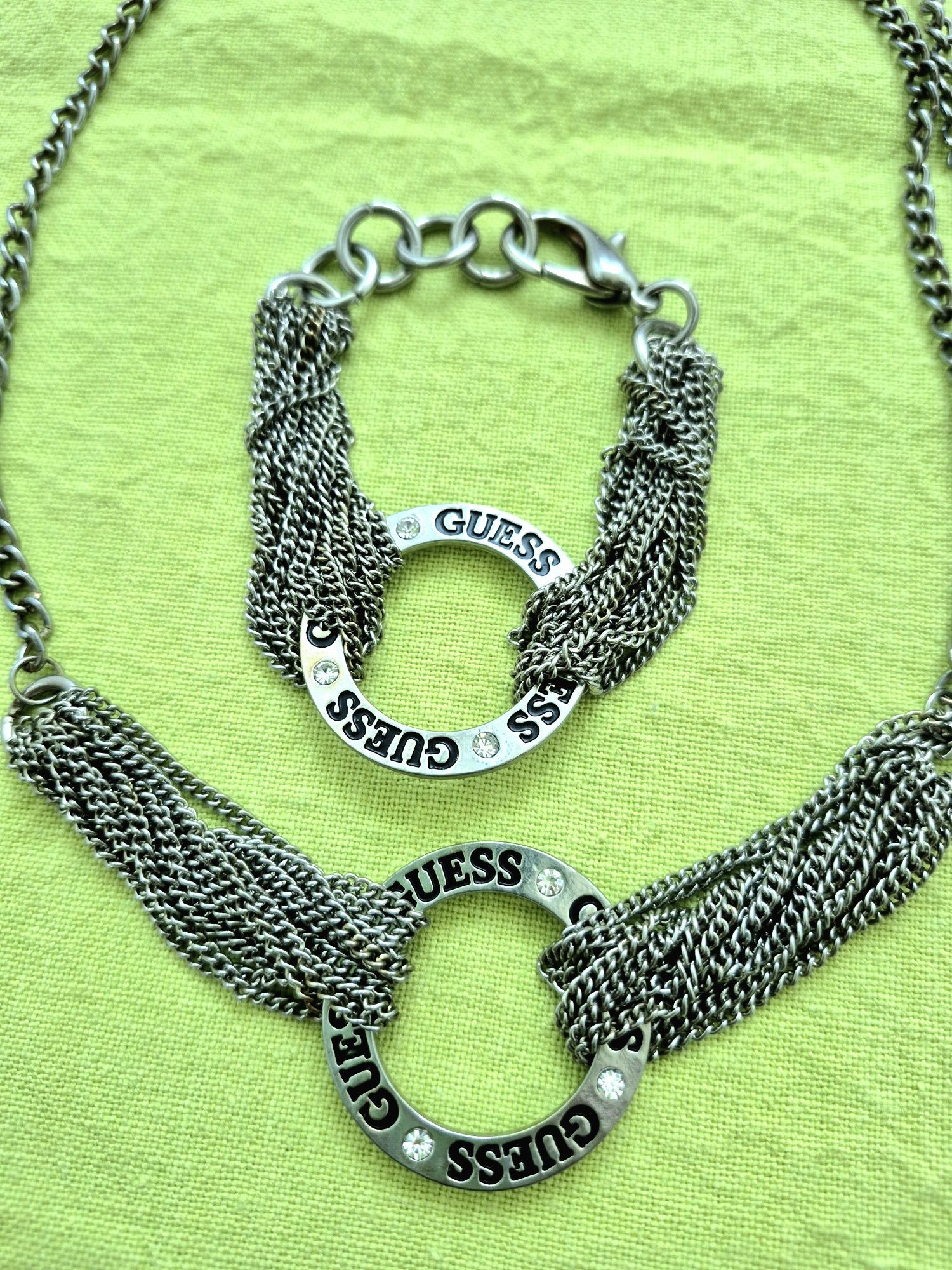 Guess колие и гривна