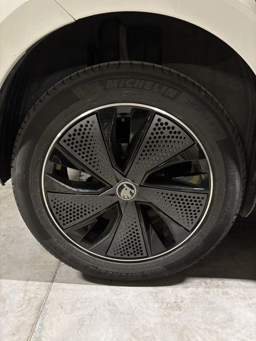 Гуми Michelin 205/55/17