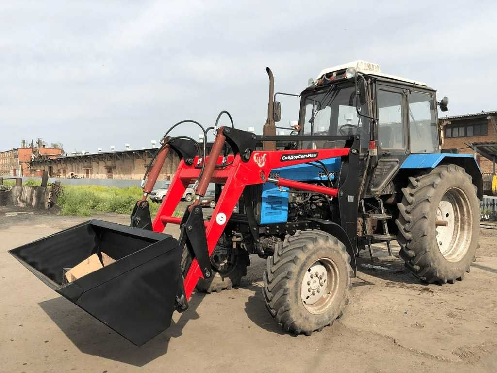 Погрузчик КУН ПФ-1.1 для МТЗ с передним мостом балочного типа