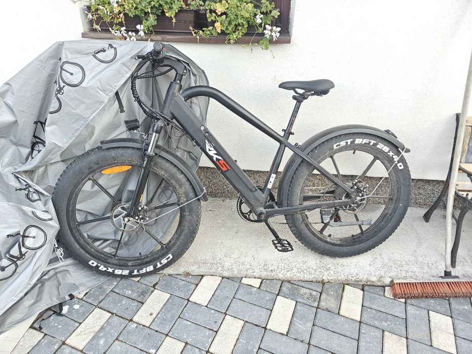 Vând bicicleta electrica