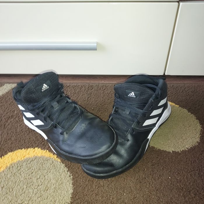 Vand papuci Adidas