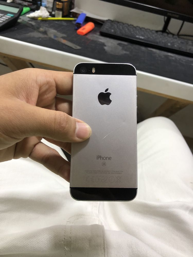 iphone 5 se yomksti 100