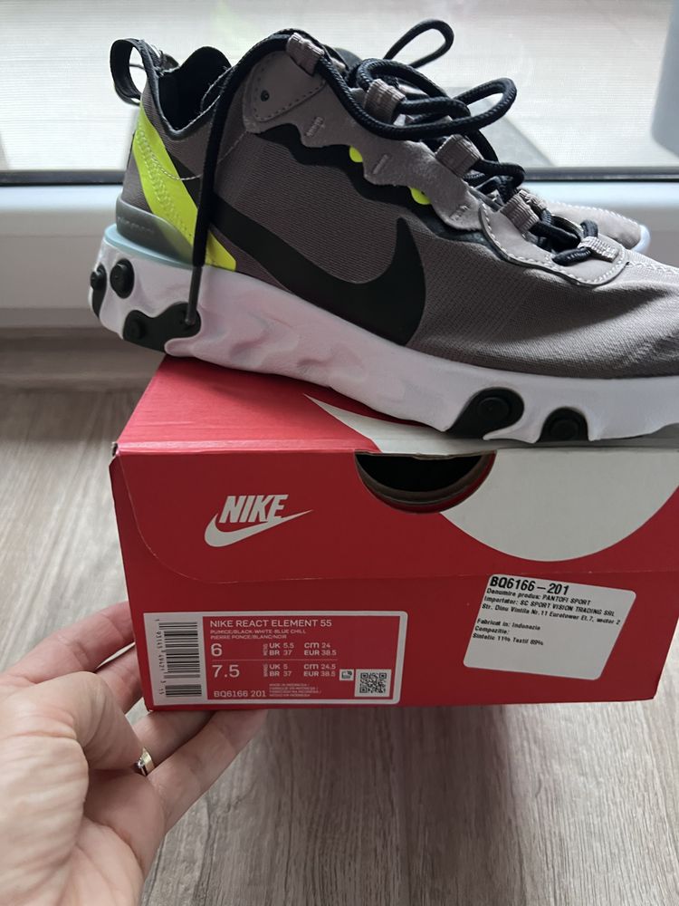 Nike React Element 55 marimea 38.5