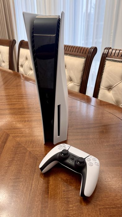 Playstation 5 / PS5 disk - cutie completa