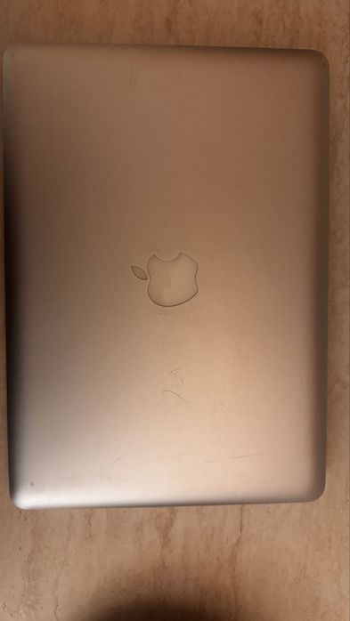 Macbook pro i7 16 gb