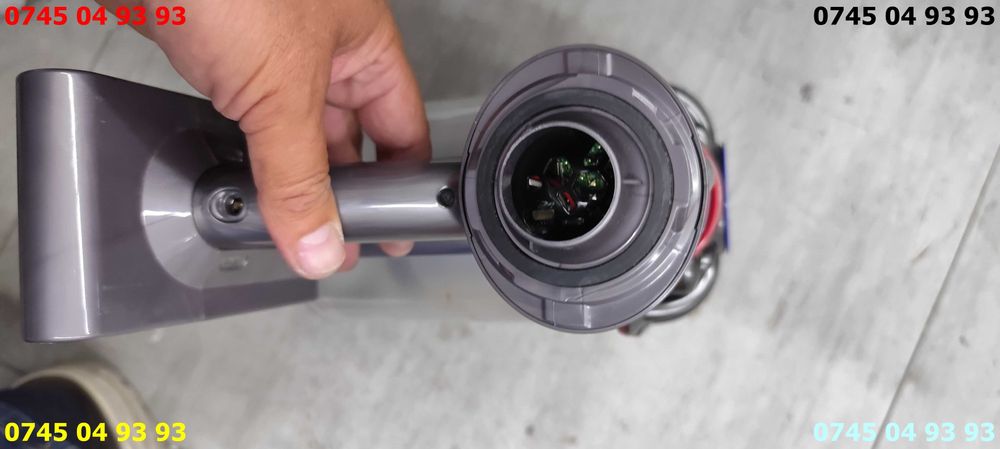 aspirator Dyson V6  NU STIU STAREA LUI se vinde ca in poze