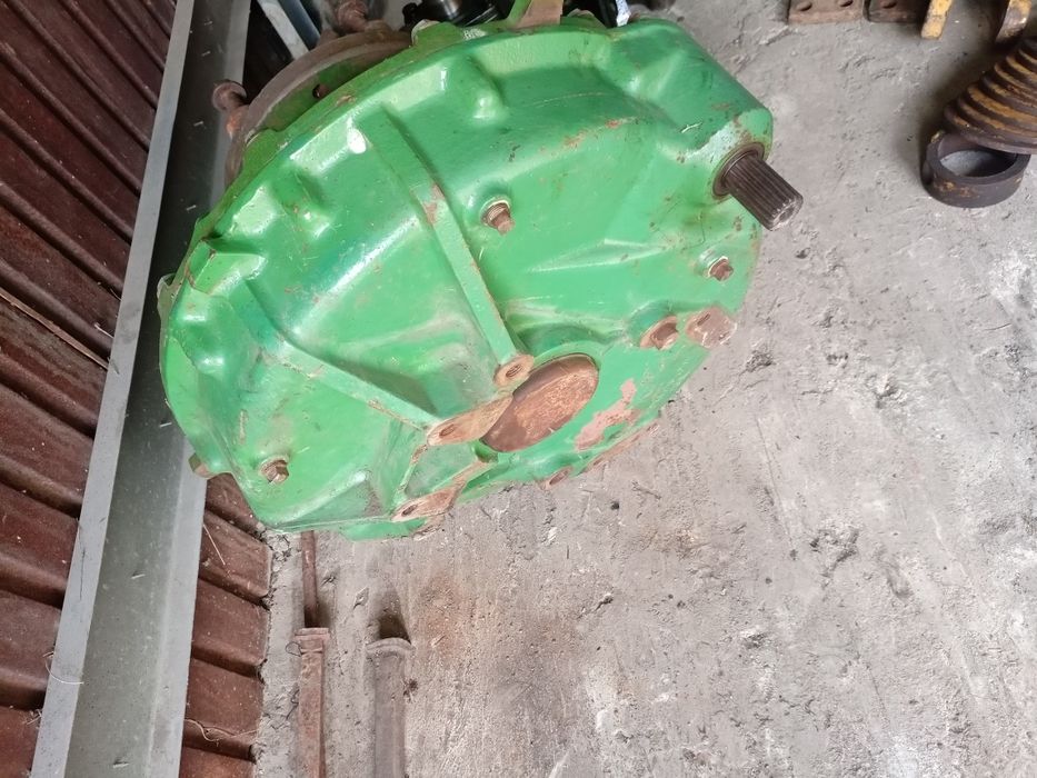 редуктор John Deere