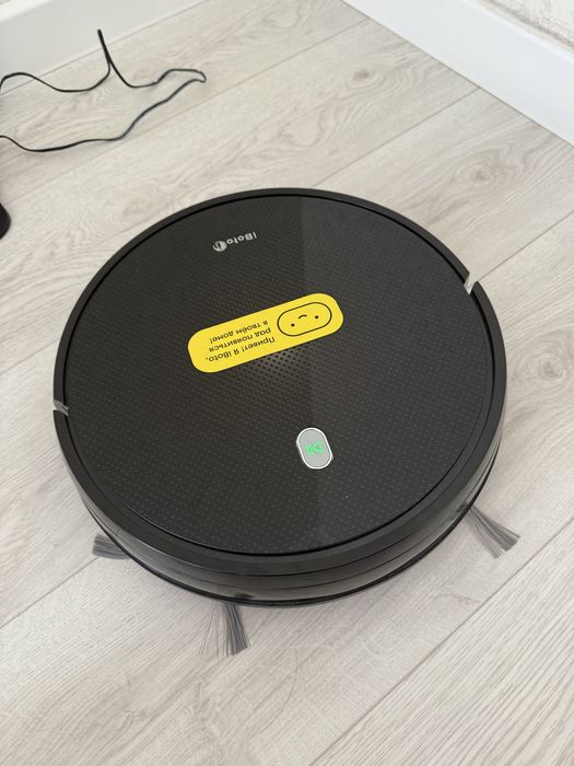 Продам робот-пылесос