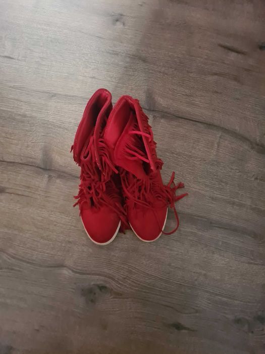 cizme roșii marimea 38