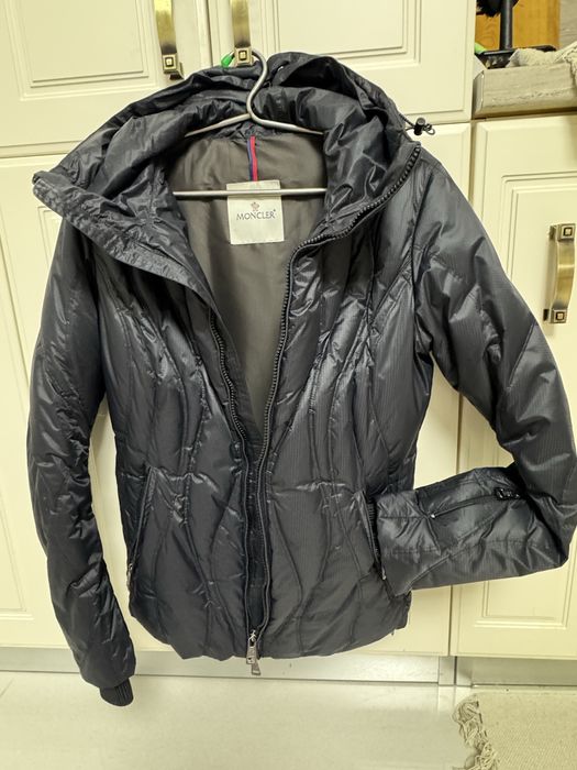 Geaca dama Moncler, stare perfecta , marimea 0