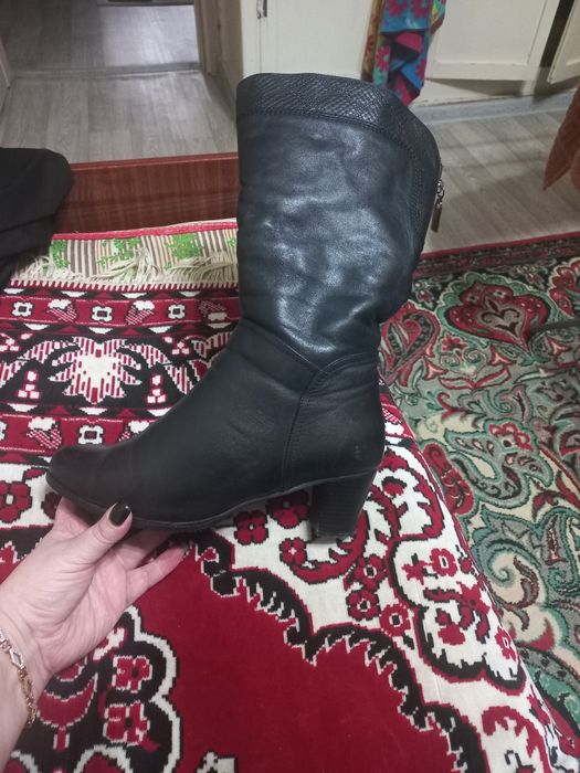 Продам сапоги зима и осень кожа находятся на кск