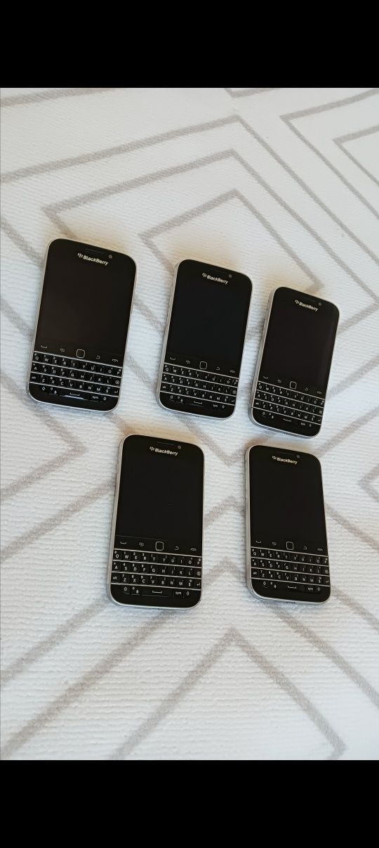 Blackberry q20 classic