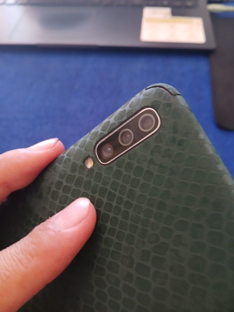 samsung a50  6/128
