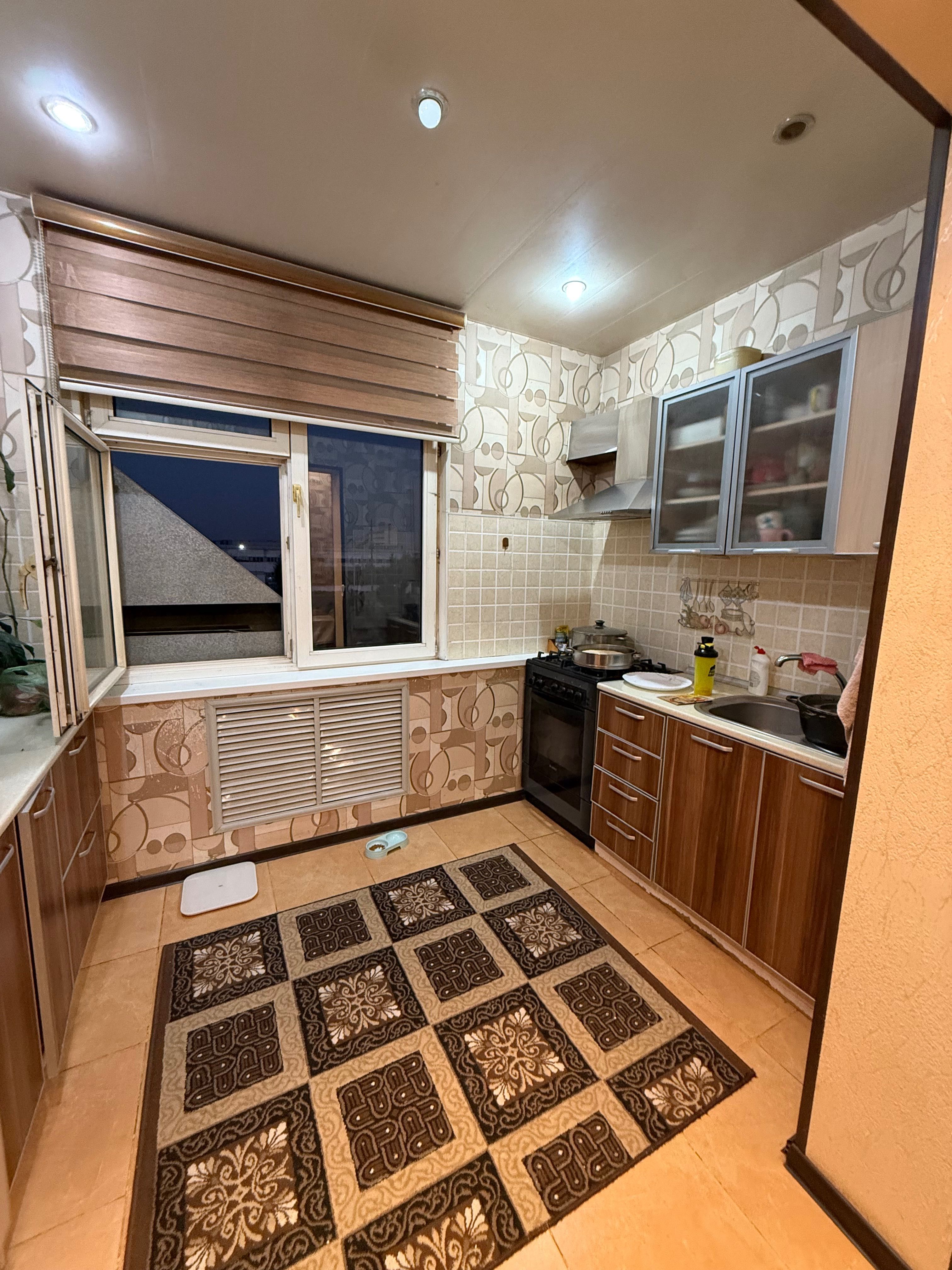 Продается 4х комнатная квартира в Яшнобадском районе. Цена: 85.000$