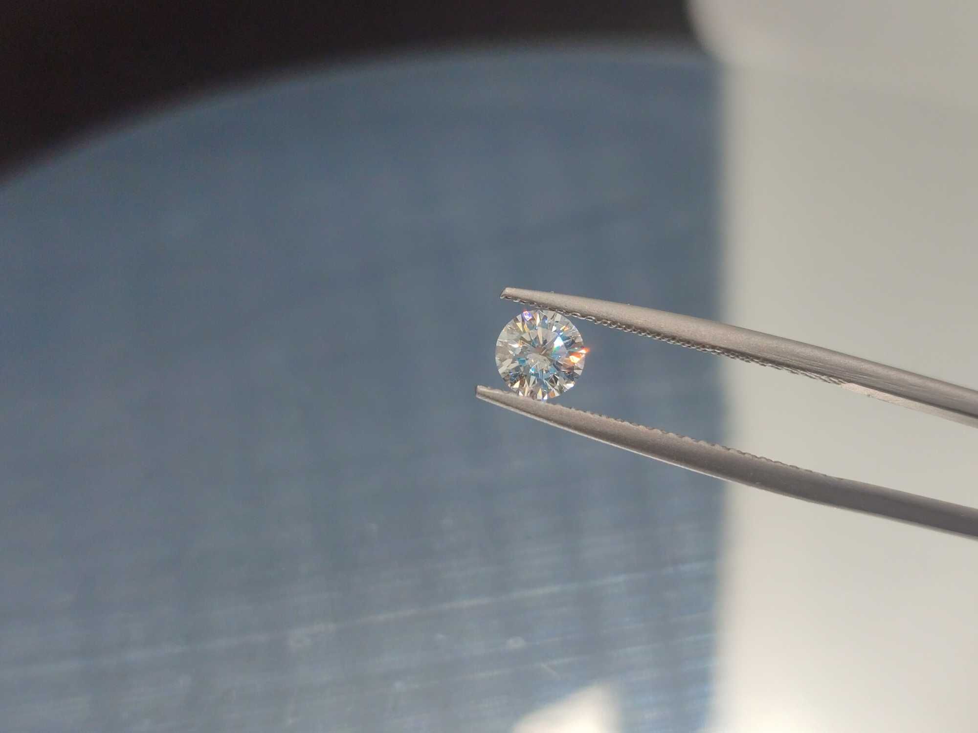Диамант 0.45 карата с GIA сертификат