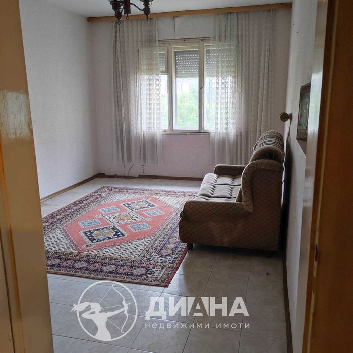 Продава се Тристаен апартамент в Пловдив, Център - 80 кв.м за 2063 €/кв.м - Снимка #3