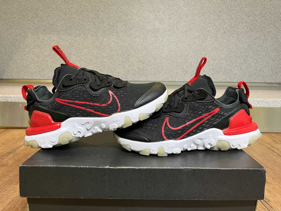 ОРИГИНАЛНИ *** Nike React Vision GS 'Bred'