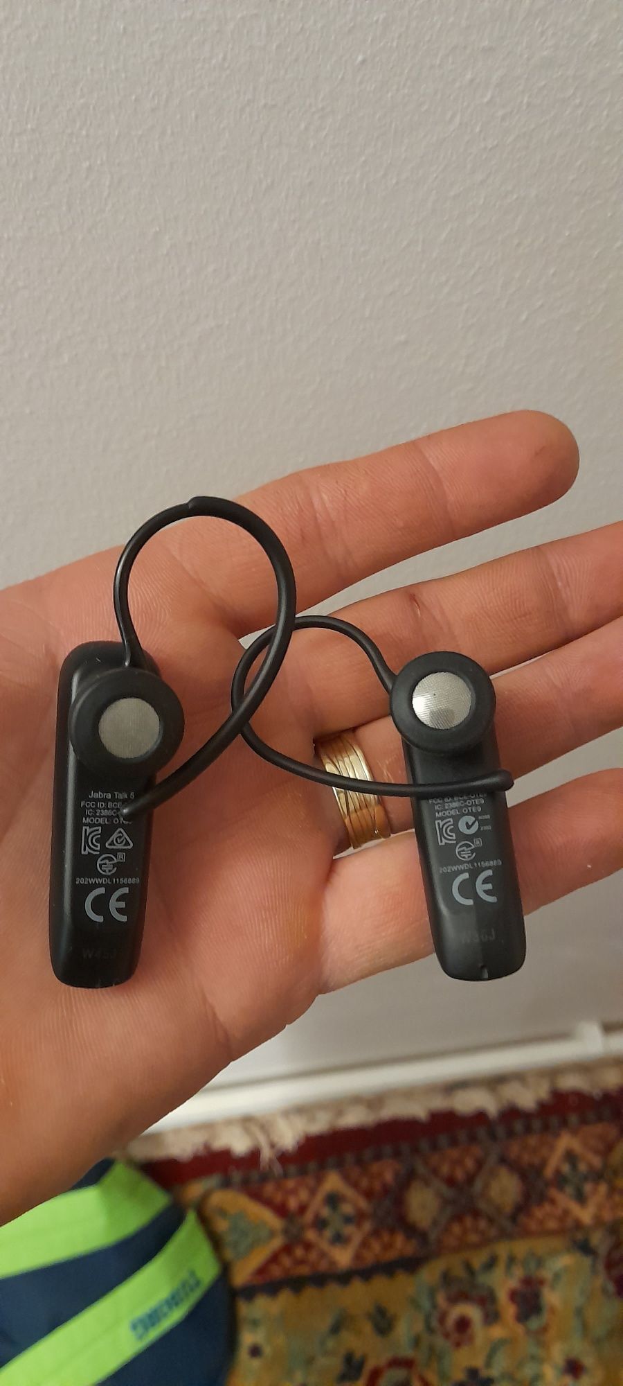 Vând 2 casti Bluetooth jabra și un set ks pentru muzica