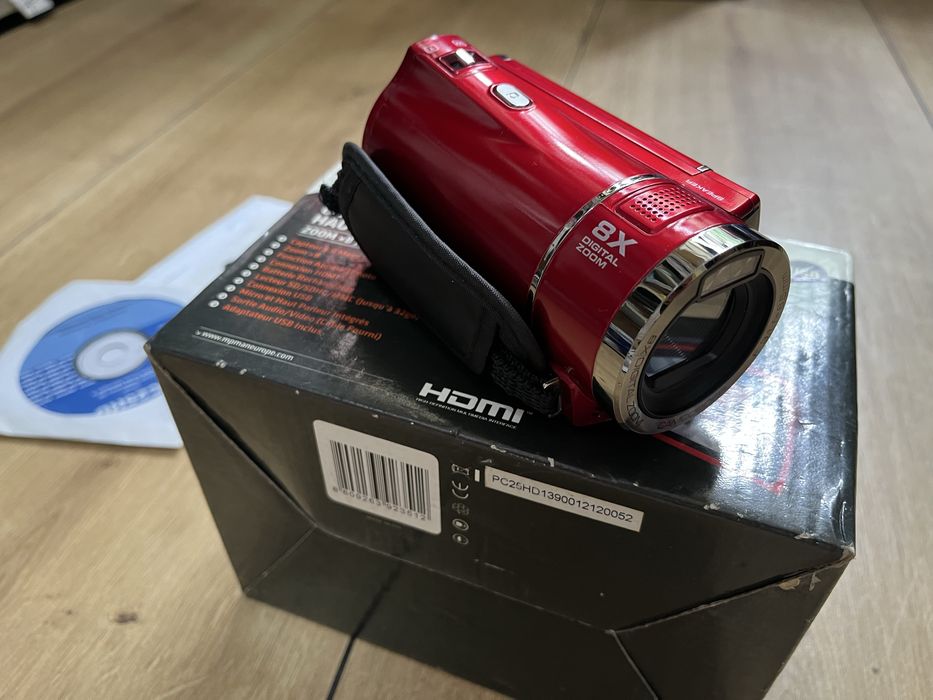 Camera video digitala noua, nefolosita, film, filmare