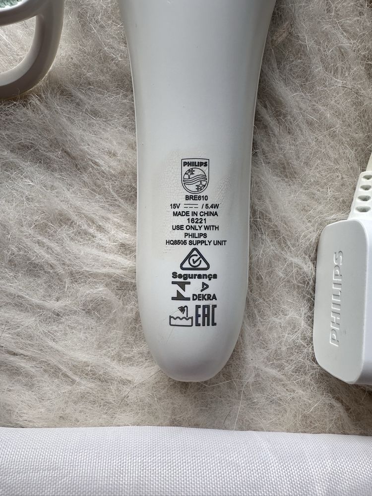 Епилатор Philips Satinelle BRE610/00 Wet & Dry.
