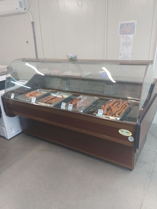 Vând frigider inox , vitrine frigorifice carne și mezeluri etc