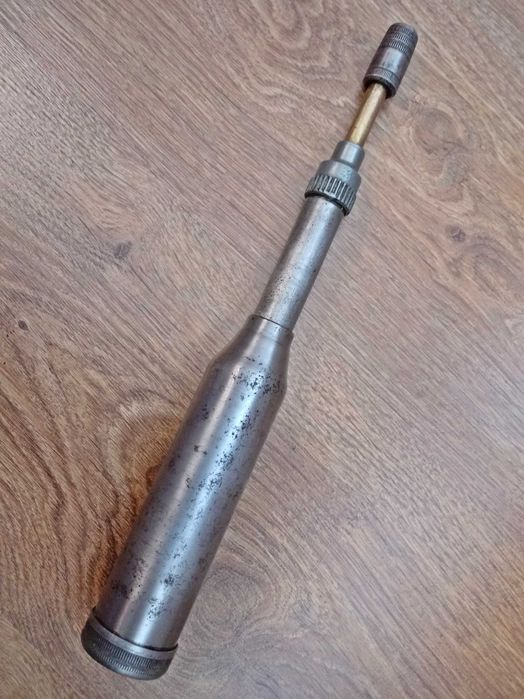 Мини такаламит, гресьор