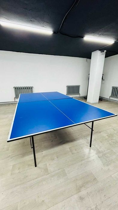 Теннисный стол в хорошем состоянии